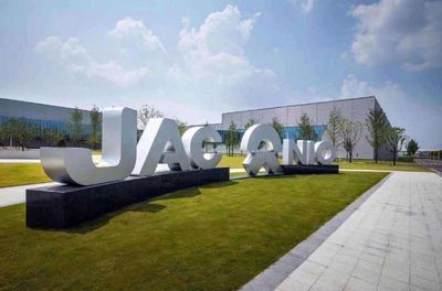 新舊勢力聯(lián)手，新造車勢力抱團(tuán)傳統(tǒng)車企大腿管用嗎？